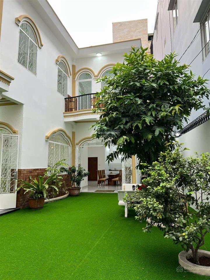 Bán biệt thự 325m2 vân côi, p7, q. tân bình, ngan lớn 15m hẻm nhựa 4m ở ngay hoặc xây mới. 129tr/m