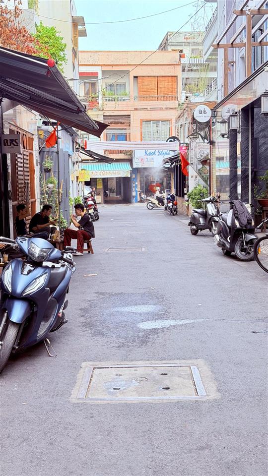 Bán hxh ô bàn cờ đặng văn ngữlê văn sỹpndt 5,9*18(cn 100m2) hầm 5t, nhà chủ ở, chủ rao 29t tl.