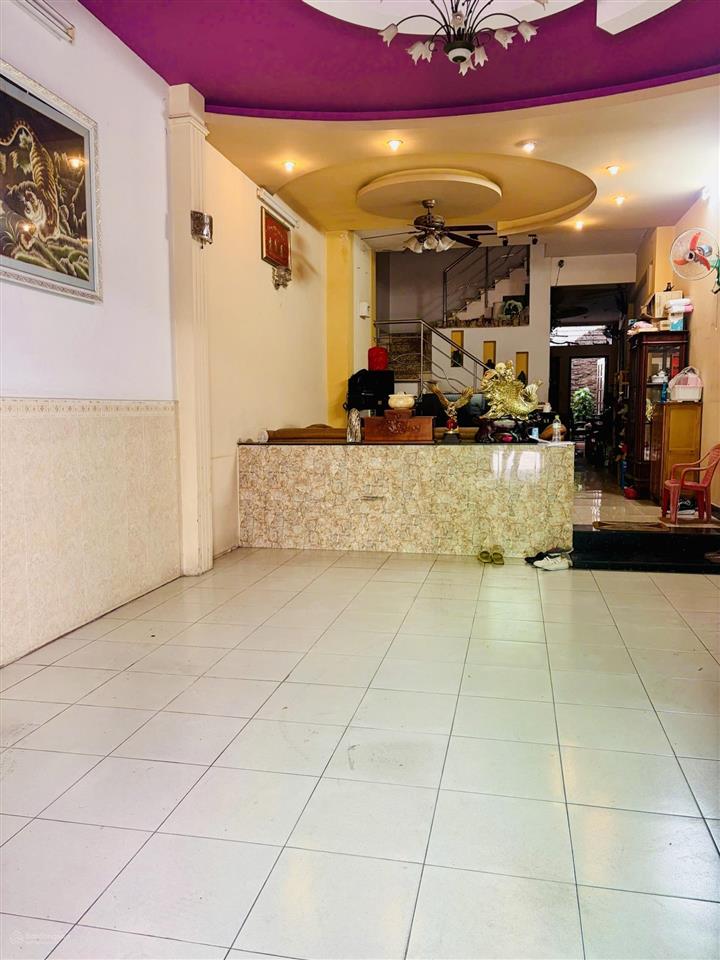 Bán nhà hxh lạc long quân, q11, 4,5*24(107,6m2) 4t btct, chính chủ ở, hơn 100tr/m2 tl.