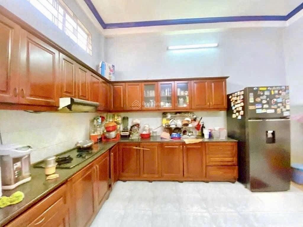 Bán mt khu đồng bộ cư xá phú lâm a, q6, dt 4*20 vuông vức, 3t btct. nhà tiện ở và kd. chỉ 11t tlcc.
