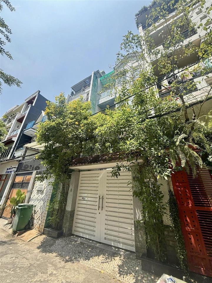 Bán nhà hxh giải phóng, dt 5,1*20(cn 95m2) 6t btct, 13p vừa ở vừa cho thuê. tương lai là mt, 18,5t.