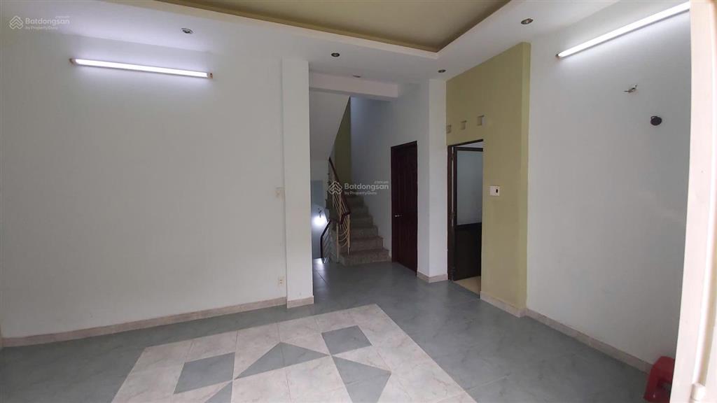 Bán nhà lê quang địnhbt ngang lớn 5,7m nở hậu vuông 8,4m cn 76,2m 3t btct tiện cải tạo, chỉ 8tỷ tl