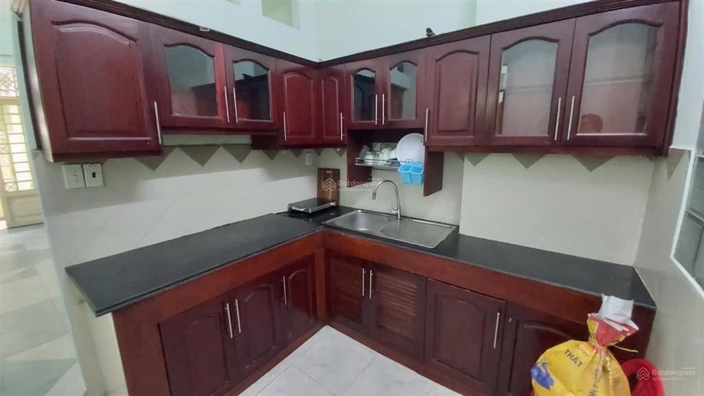 Bán nhà lê quang địnhbt ngang lớn 5,7m nở hậu vuông 8,4m cn 76,2m 3t btct tiện cải tạo, chỉ 8tỷ tl