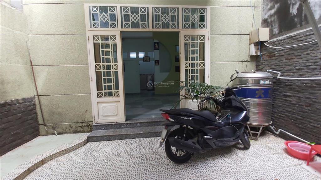 Bán nhà lê quang địnhbt ngang lớn 5,7m nở hậu vuông 8,4m cn 76,2m 3t btct tiện cải tạo, chỉ 8tỷ tl