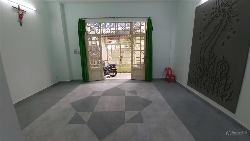 Bán nhà lê quang địnhbt ngang lớn 5,7m nở hậu vuông 8,4m cn 76,2m 3t btct tiện cải tạo, chỉ 8tỷ tl