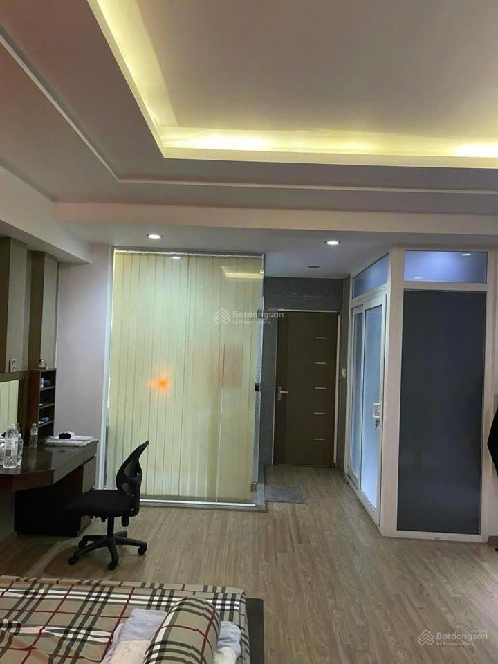 Cc bán mt nguyễn thượng hiền, nhà mới tiện ở hoặc kinh doanh vpcty. hạ chào 2,5t còn 32t tlcc.