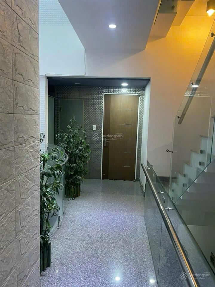 Cc bán mt nguyễn thượng hiền, nhà mới tiện ở hoặc kinh doanh vpcty. hạ chào 2,5t còn 32t tlcc.