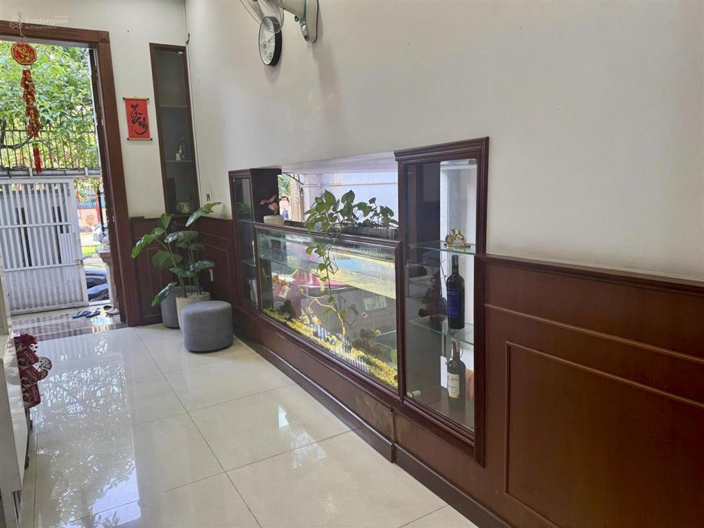 Bán biệt thự mặt tiền lê thúc hoạch tân phú 164.5m2 ngang 8m vuông vức, đang cho thuê 30tr/th, 30tỷ