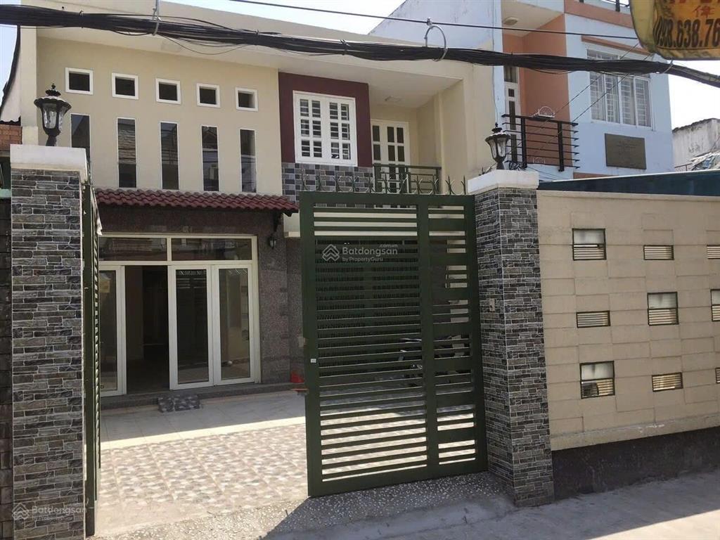 Bán căn đôi lớn  bà hom bt  8,1*36, nhà c4 xây cứng cáp. ở hoặc cho thuêgiáp q5, 11. chỉ 60tr/m