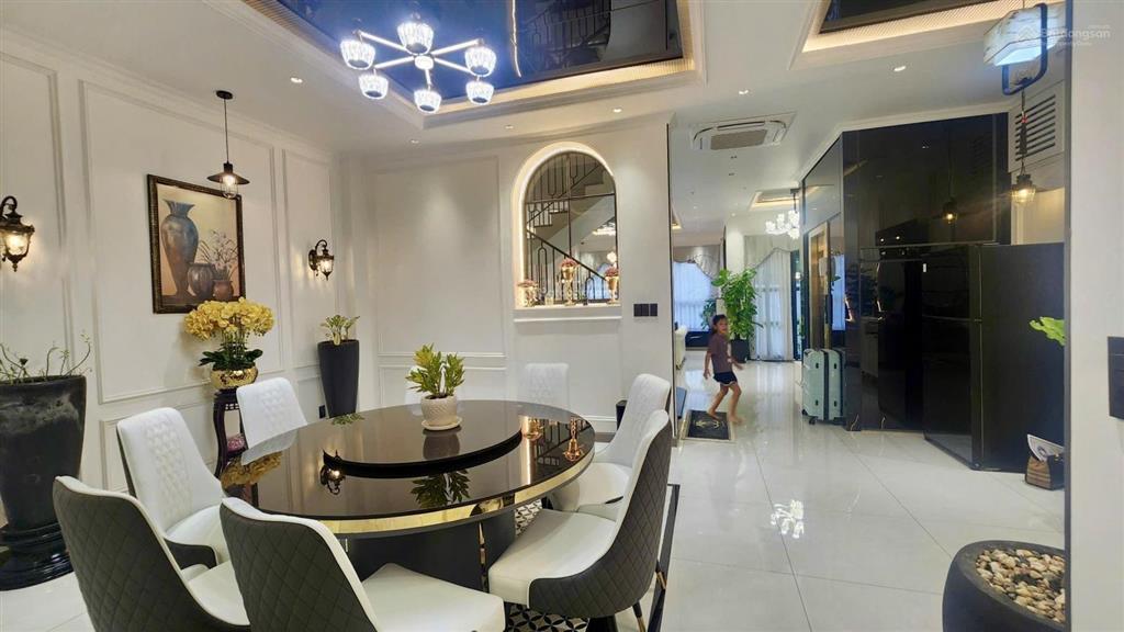 Bán mặt tiền khu biệt thự thân văn nhiếp  q2  dt 6,817(cn117m2) hầm 3t, nhà mới, chỉ 33t tl
