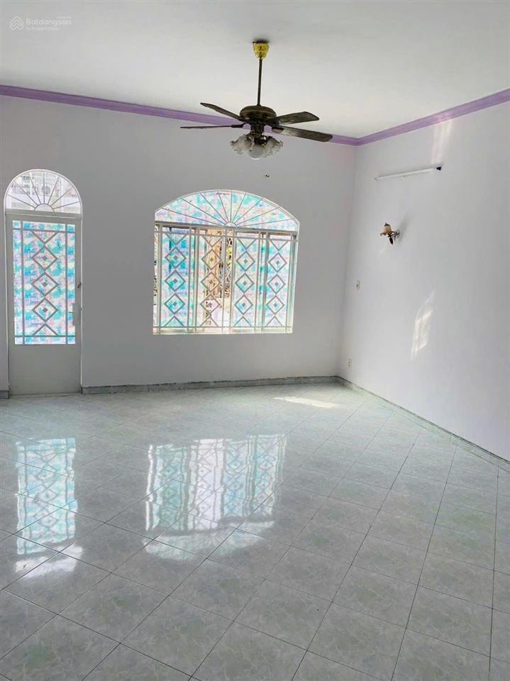 Cần bán nhà riêng  phố ẩm thực lê văn sỹq3dt 8x25, hxh 10m, nhà c3 tiện xây mới chỉ 43t còn tl.