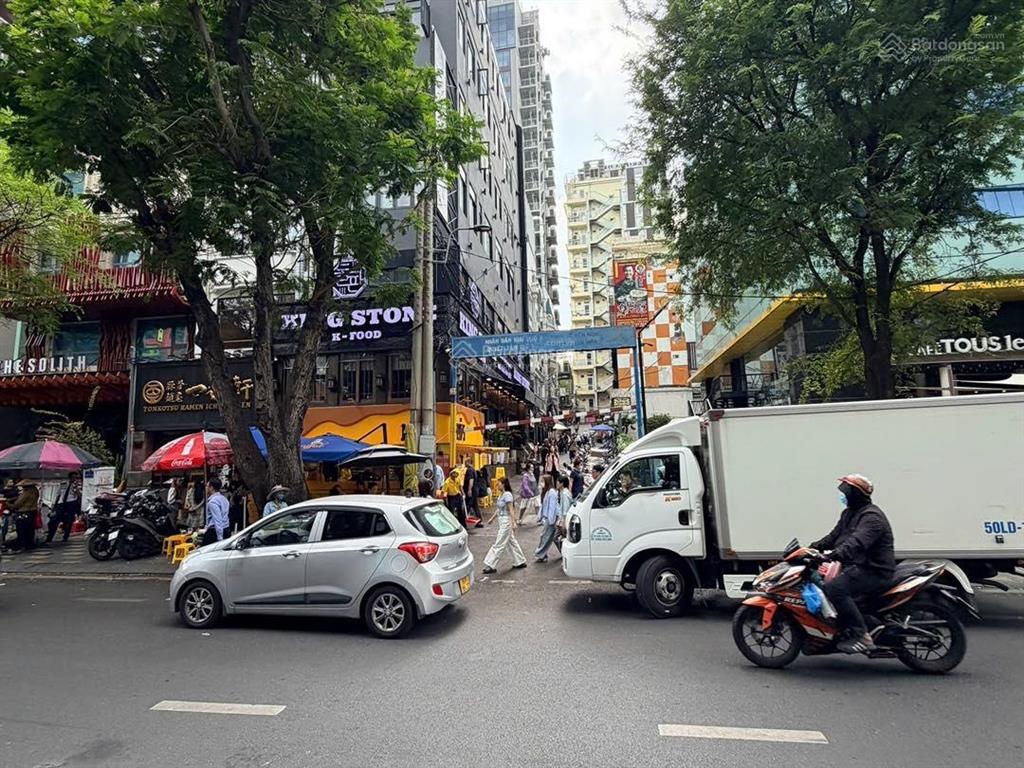 Bán nhà mặt phố 8a lê thánh tôn p bến nghé quận 1, 370 tỷ, 245m2 chính chủ hot!