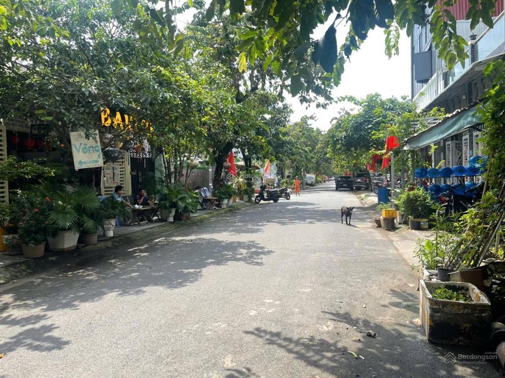 Giảm giá còn 7,5 tỷ  mà được lô đẹp kinh doanh ngay vinhomes q9