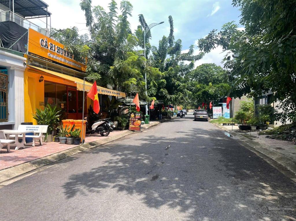 Hạ giá sốc  mặt tiền kinh doanh ngay vinhomes quận 9  hiếm có vị trí này