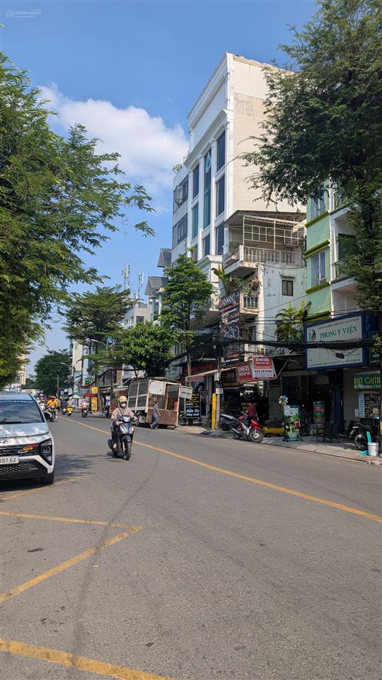 [chủ ngộp  giảm 6.5 tỷ] mặt tiền trường sơn q10  nở hậu 14m tài lộc  5 tầng  giá 21.5 tỷ
