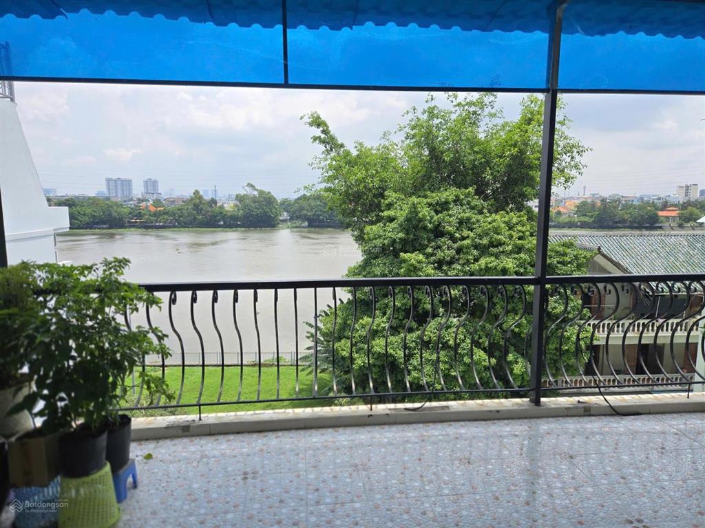 Bán tòa chdv góc 2 mặt tiền view sông cực hiếm tại bình thạnh ngang khủng 15m  giá 45 tỷ