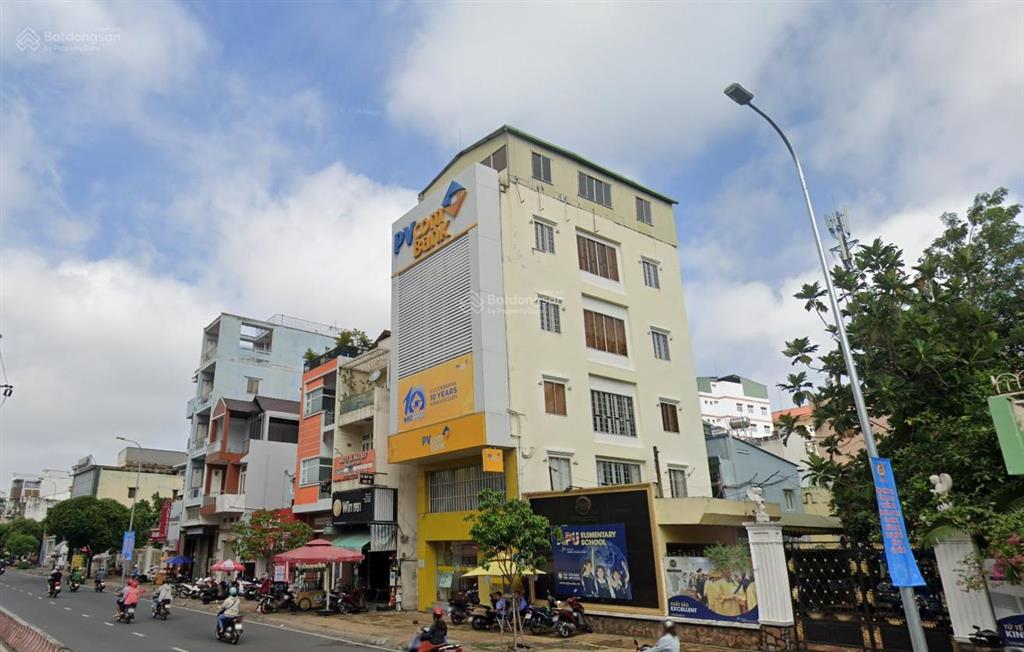 Siêu phẩm 3 mặt tiền lạc long quân  ngân hàng thuê 76tr/tháng  kết cấu 7 tầng  chỉ 27 tỷ