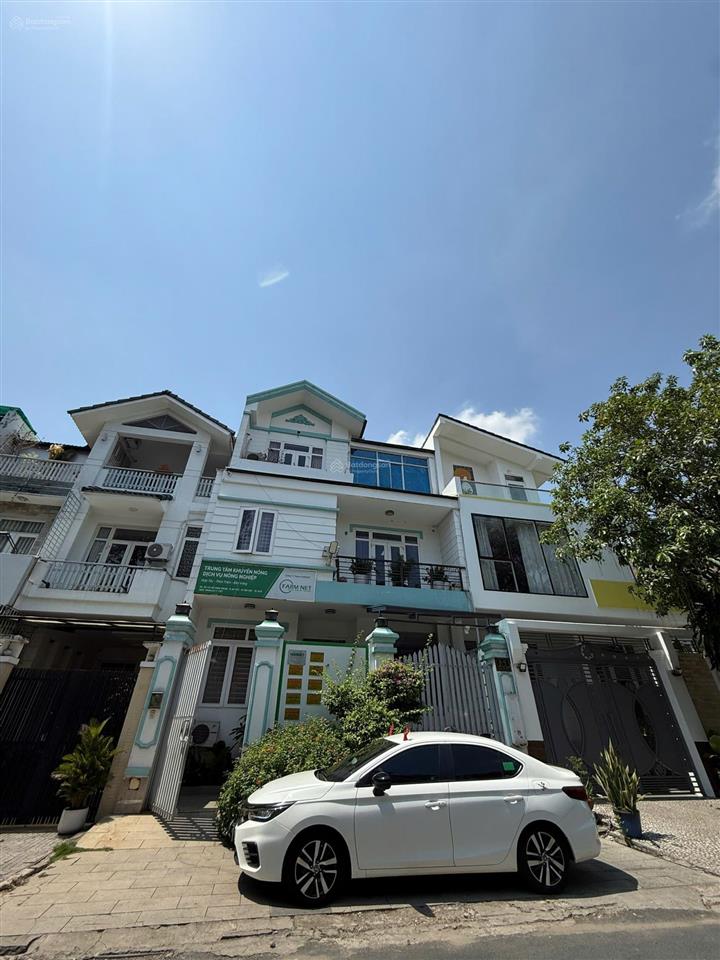 Mặt tiền đỗ pháp thuận  an phú quận 2  ngang 8m  kết cấu có hầm kiên cố chỉ 53 tỷ