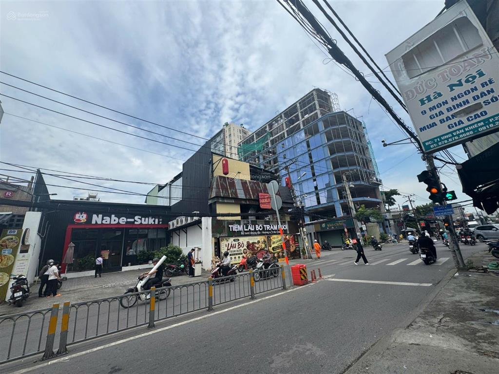 Mặt tiền thương hiệu ung văn khiêm giáp nguyễn gia trí  426m ngang rộng 10m  chỉ 258tr/m2