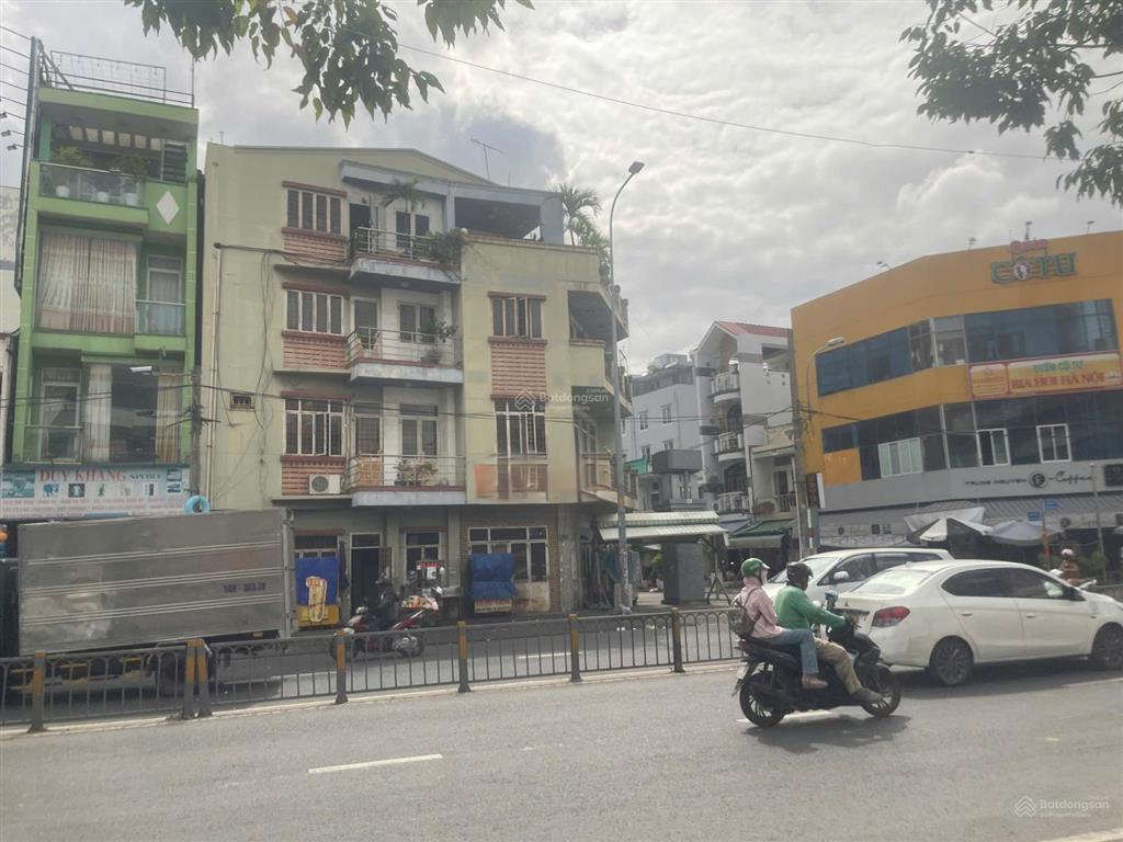 Căn góc 2 mặt tiền thương hiệu phạm hùng ngang khủng 14m  kết cấu 4 tầng  giá chỉ 20,5 tỷ