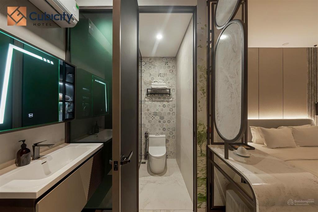 Tòa nhà hầm 7 tầng dtsd hơn 500m2  tuyến đường thương hiệu lê văn sỹ  giá chỉ 25 tỷ