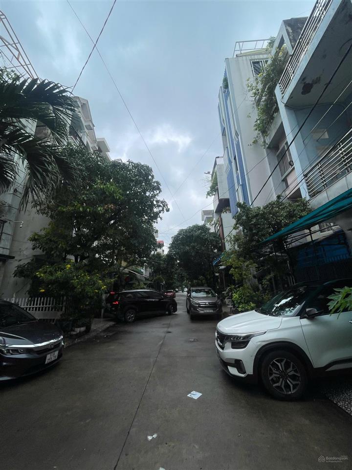 Tòa nhà chdv hẻm 10m nguyễn cửu đàm  dtsd hơn 1000m2  ngang 12m  tn 120tr/thg  giá chỉ 22,5 tỷ