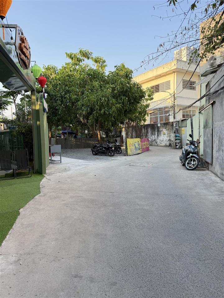 Siêu phẩm đầu tư lý chiêu hoàng ngang hơn 10m  giá chỉ 25 tỷ (~63tr/m2)