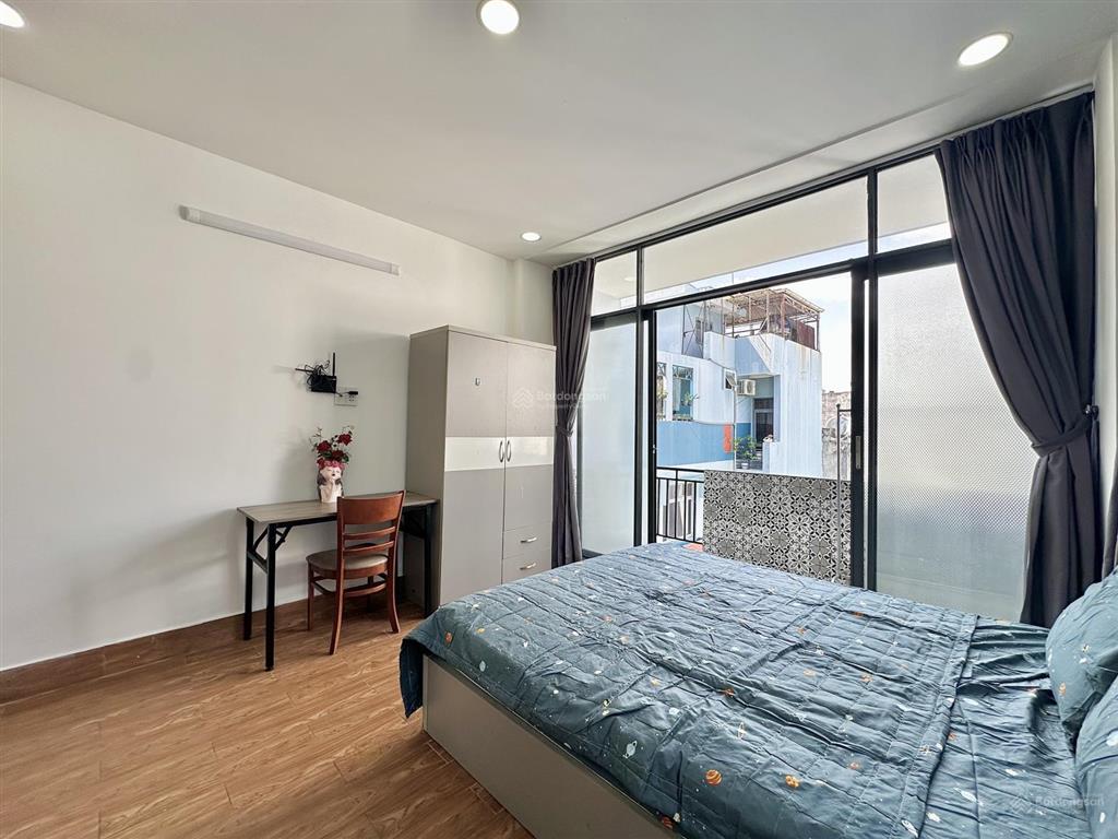 Căn hộ studio ban công thoáng fullnt  mg riêng  huỳnh văn bánh gần lê văn sỹ  nguyễn văn trỗi