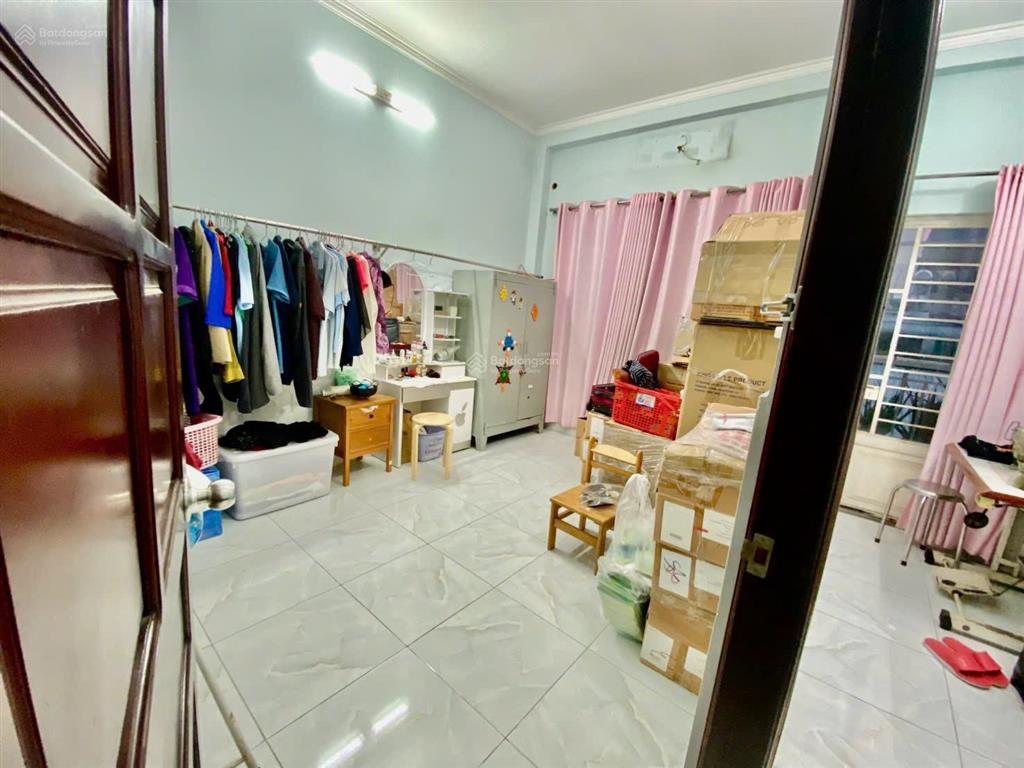 Bán nhà 2 tầng  ngang 4,5m, nở hậu  sát mặt tiền nguyễn thị thập, q7  nhỉnh 7 tỷ