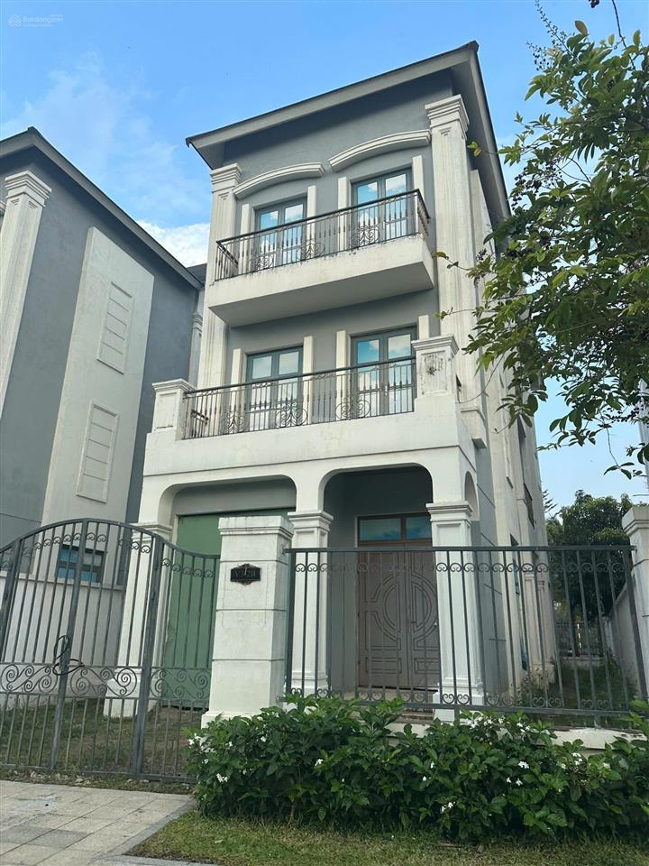 Bán gấp biệt thự độc bản 139 323m2 giá 74 tỷ tốt nhất trục v3 tại vinhomes grand park