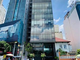 Tòa nhà văn phòng nằm ngay ngã tư nam kỳ khởi nghĩa  lý chính thắng quận 3