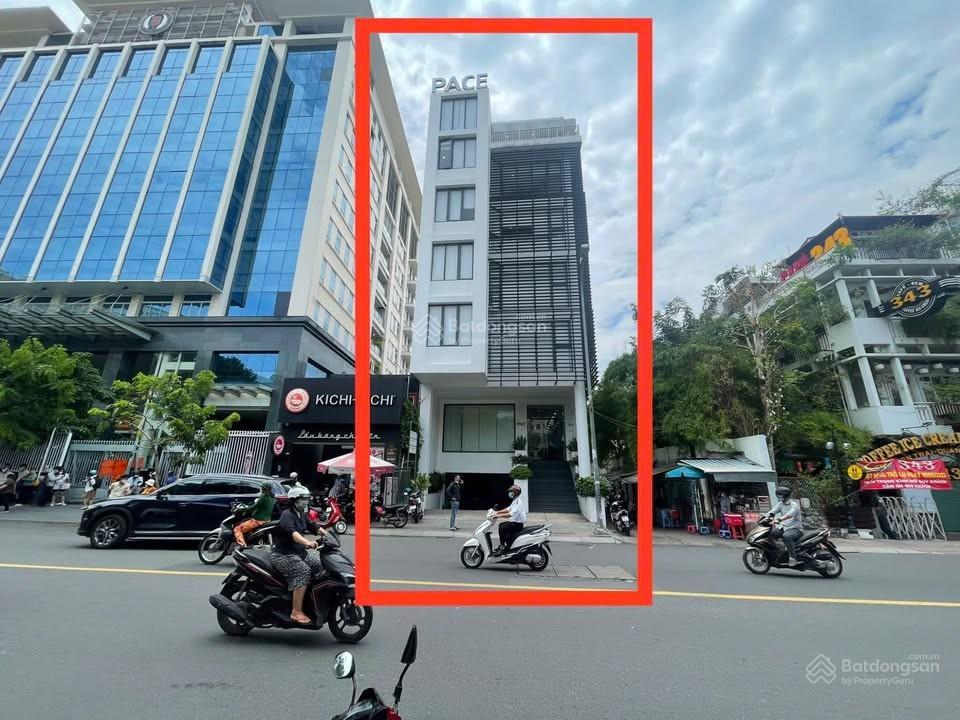 Tòa nhà cho thuê khu thẩm mỹ văn phòng