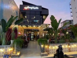 Cho thuê biệt thự góc 2 mặt tiền trần não quận 2