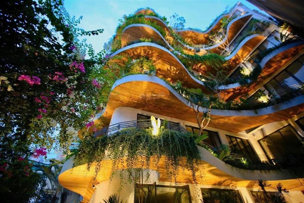 Siêu phẩm toà nhà chdv tiêu chuẩn 4sao