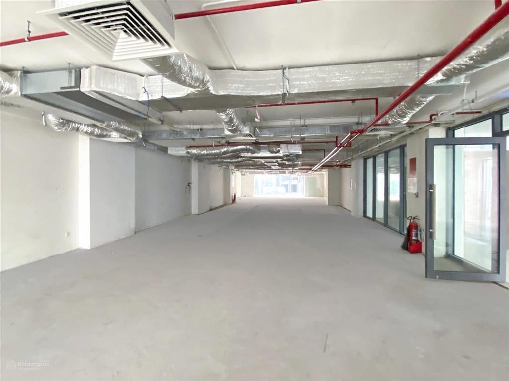 Cho thuê toà building 132 nguyễn trọng tuyển, phường 8, quận phú nhuận