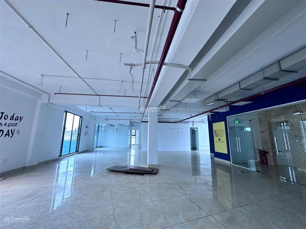 Cho thuê gấp tòa nhà 2 mặt tiền 345  347 cộng hòa  hoàng hoa thám tân bình