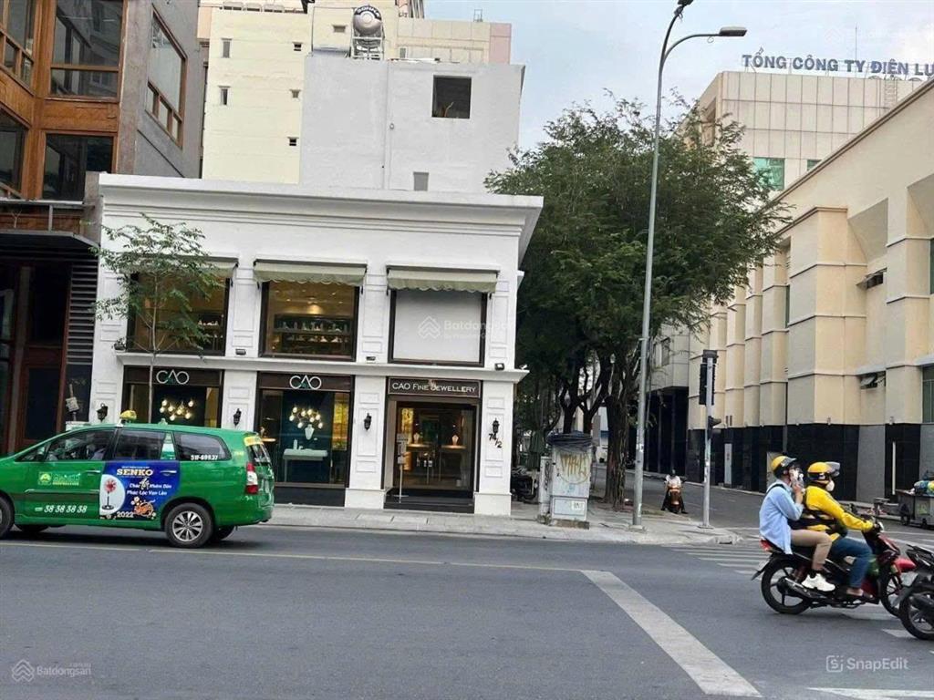 Mặt tiền nguyễn huệ | dt 10x25m | phù hợp showroom, f&b, ngân hàng