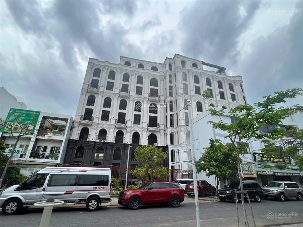 Cho thuê tòa nhà mặt tiền huỳnh tấn phát, quận 7 tphcm