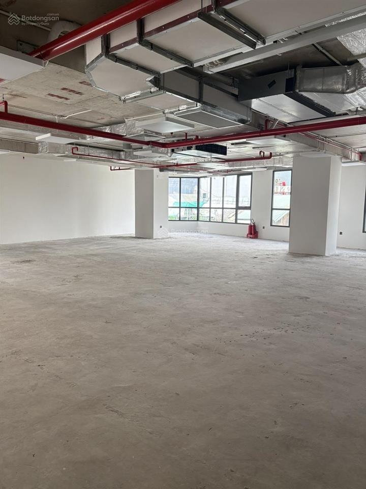 Tòa nhà mặt tiền 3 tháng 2 ngay vòng xoay dân chủ quận 10  dt 9 x 22m kc hầm + 5 lầu
