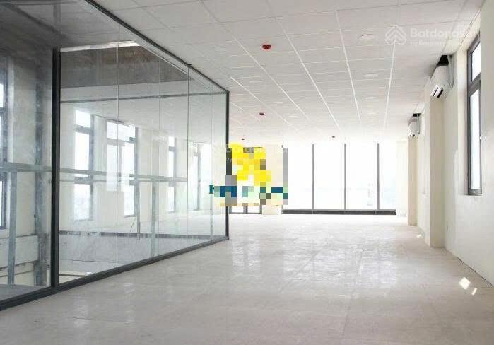 Mặt tiền ung văn khiêm, bình thạnh | 8x30m hầm 7 tầng  giá thuê 220 triệu/tháng
