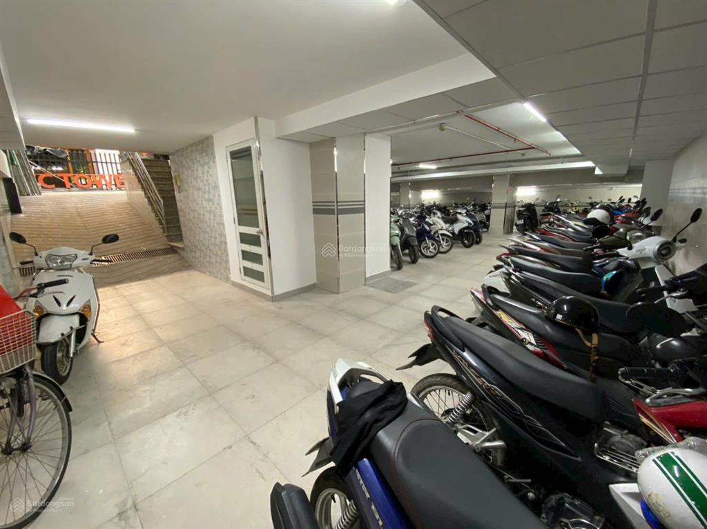 Cho thuê tòa nhà thành thái, quận 10  8x18m hầm trệt + 6 lầu  phù hợp nha khoa, phòng khám