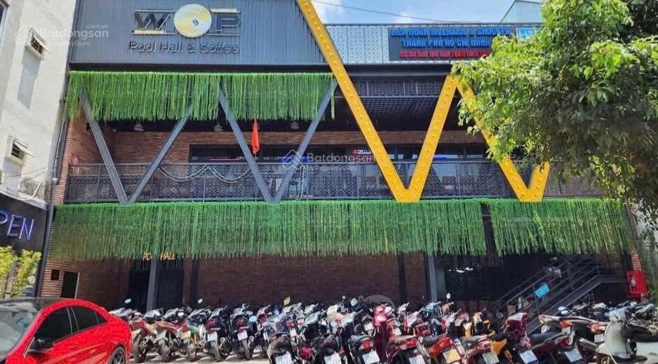 Mặt tiền ngã tư ung văn khiêm nguyễn gia trí | trệt + 2 tầng | 12x20m | 120 triệu/tháng