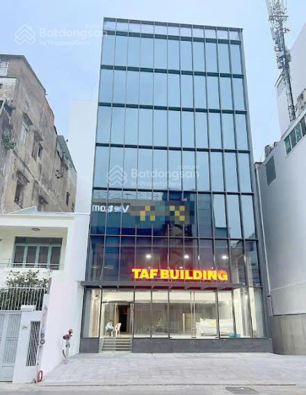 Tòa nhà góc khánh hội bến vân đồn | hầm + 6 tầng | 10x18m | 150 triệu/tháng