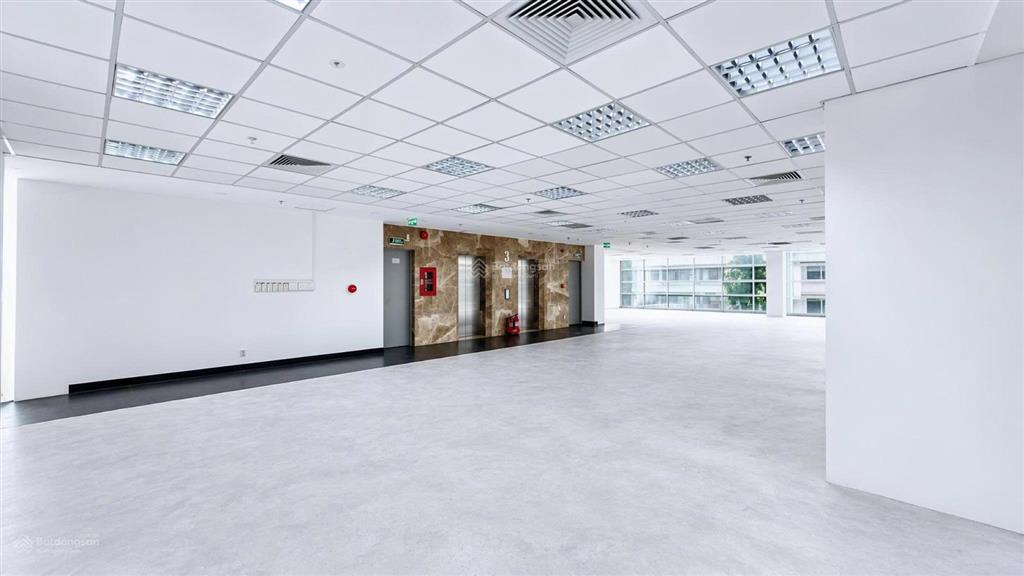Tòa nhà mt phan đình giót, tân bình  2.900m2 300 triệu/tháng. kết cấu 2 hầm 11 tầng 2 thang máy