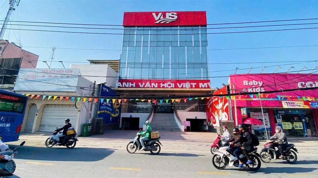 Tòa nhà mặt tiền tô ngọc vân thủ đức  14 x 38m, công nhận 501,1m2, hầm + 4 tầng, 250 triệu/tháng
