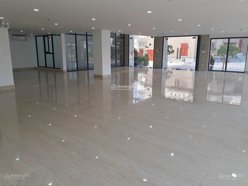 Cho thuê toà nhà góc 2mt 52 út tịch, phường 4, quận tân bình, tphcm