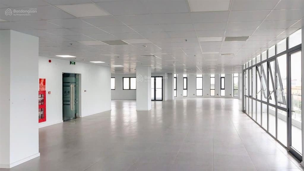 Mt điện biên phủ, bình thạnh dt 10 x 22m kết cấu trệt + 5 lầu giá thuê 130 triệu/tháng