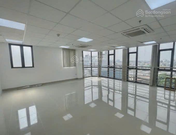 Mặt tiền lê văn sỹ, phú nhuận10 x 28m kết cấu hầm  trệt  lửng  5 lầu giá thuê 220 triệu/tháng