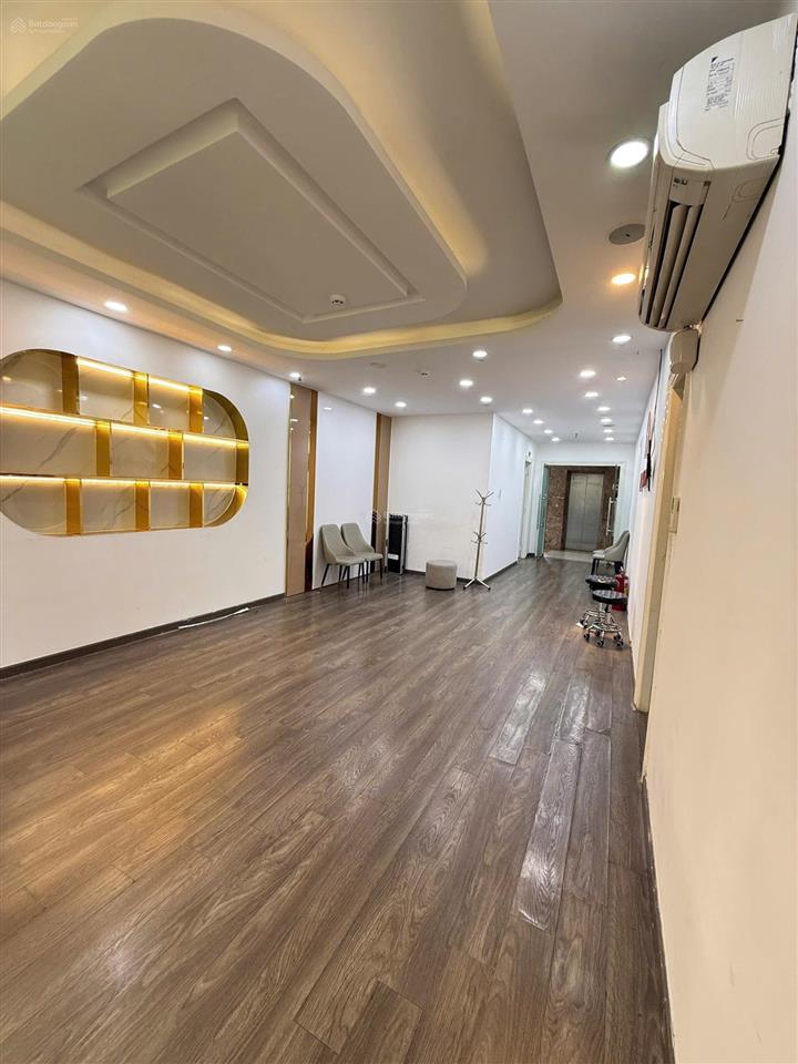 Cho thuê tòa nhà mặt tiền đường ba tháng hai quận 10