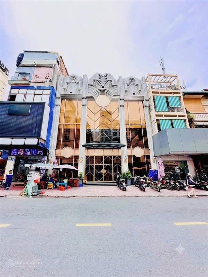 Mặt tiền thủ khoa huân, quận 1 đối diện chợ bến thành 12x25m 3 tầng diện tích 12m x 25m
